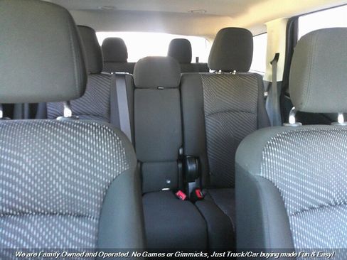 Used 2020 Dodge Journey SE w/ SE Popular Equipment Group image 35