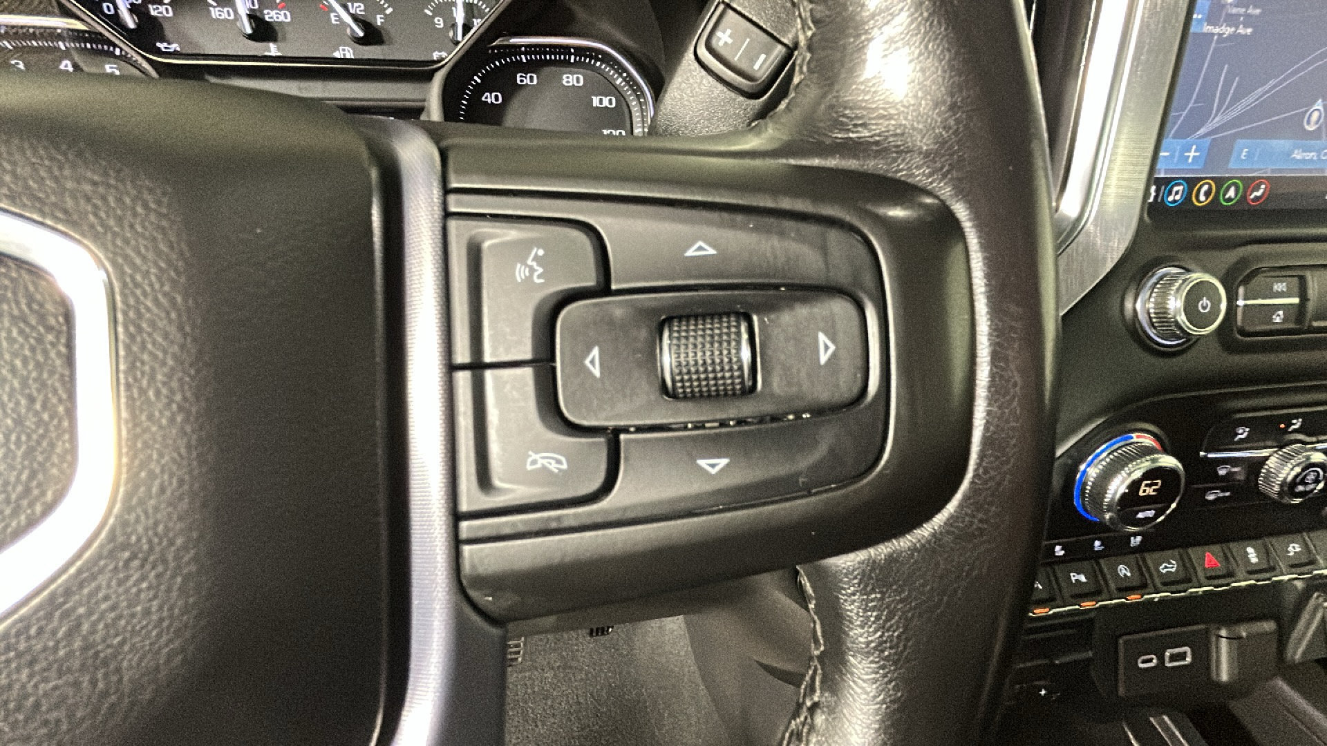Used 2019 GMC Sierra 1500 SLT w/ SLT Premium Plus Package AWD/4WD image 21