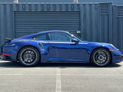 Certified 2025 Porsche 911 Turbo AWD/4WD image 9