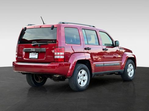 Used 2012 Jeep Liberty Sport w/ Popular Equipment Group AWD/4WD image 7