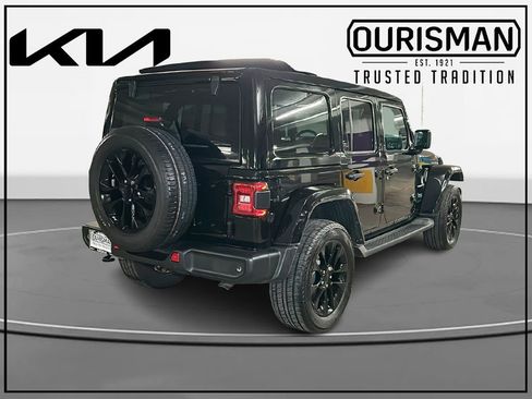 Used 2021 Jeep Wrangler Unlimited Sahara w/ Cold Weather Group image 4