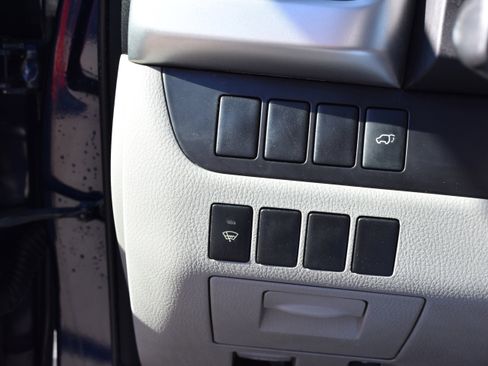 Used 2016 Toyota Highlander XLE image 16