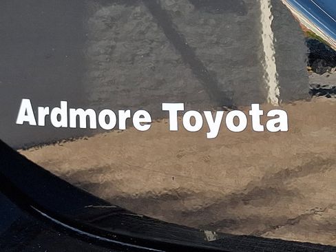 Used 2024 Toyota Camry SE FWD image 30