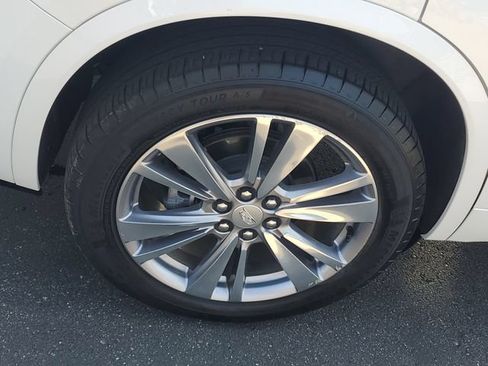 Certified 2024 Cadillac XT6 Premium Luxury w/ LPO, Floor Liner Package AWD/4WD image 6