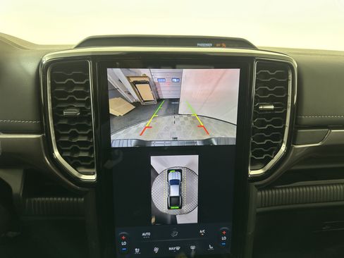 New 2025 Ford Ranger Lariat w/ Trailer Tow Package image 19