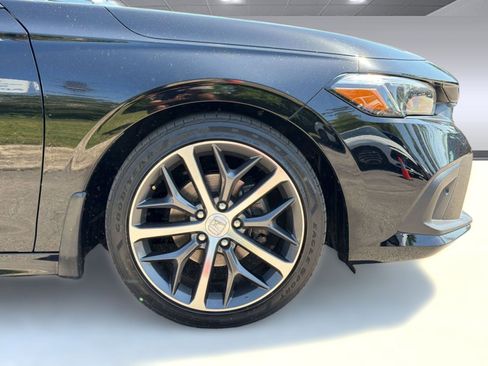 Used 2022 Honda Civic Touring image 12