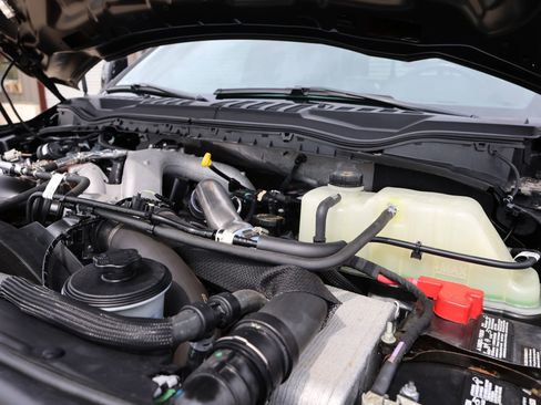 Used 2021 Ford F350 Platinum w/ FX4 Off-Road Package AWD/4WD image 48