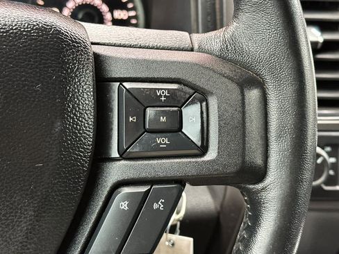 Used 2018 Ford F150 XLT w/ Equipment Group 302A Luxury image 26