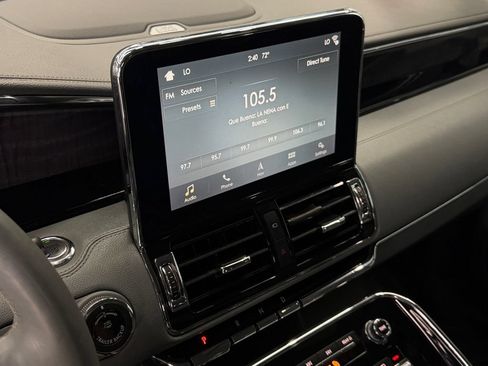 Used 2019 Lincoln Navigator Reserve AWD/4WD image 25
