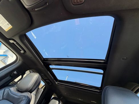 Used 2019 Lincoln Navigator L Reserve image 33