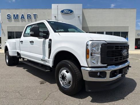 New 2026 Ford F350 XL AWD/4WD image 1