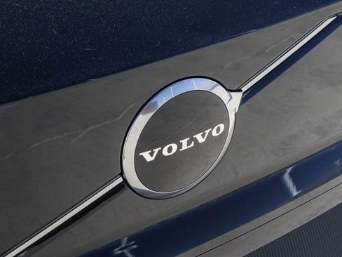 New 2025 Volvo EX30 Plus w/ Protection Package Premier image 11