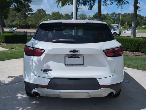 Used 2020 Chevrolet Blazer LT w/ Redline Edition FWD image 9