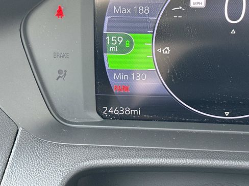 Certified 2023 Chevrolet Bolt EUV Premier w/ Sun & Sound Package FWD image 19