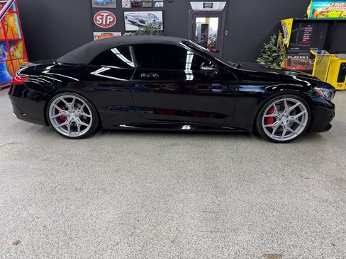 Used 2017 Mercedes-Benz S 63 AMG 4MATIC Cabriolet image 5