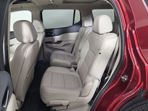 Used 2022 GMC Acadia Denali w/ Denali Ultimate Package image 24