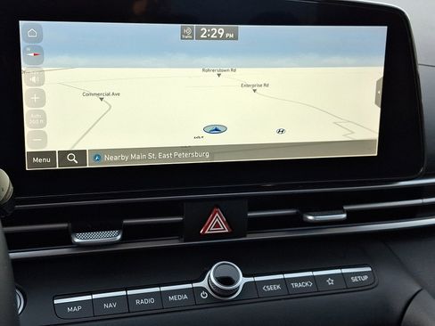 Certified 2023 Hyundai Elantra Limited image 19