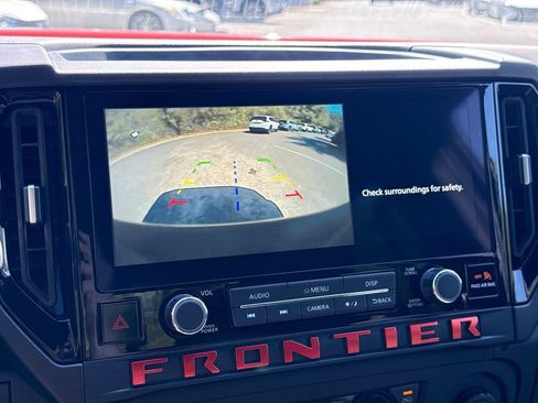 Certified 2025 Nissan Frontier PRO-4X w/ Interior Protection Package AWD/4WD image 21