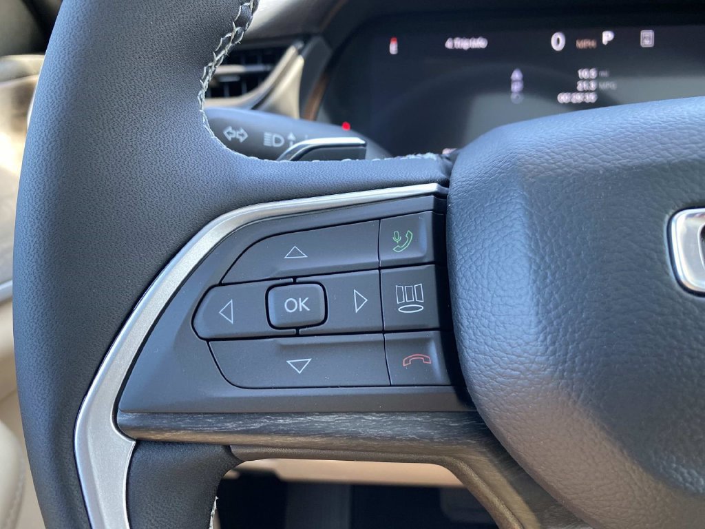 New 2027 Jeep Grand Cherokee Limited AWD/4WD image 15