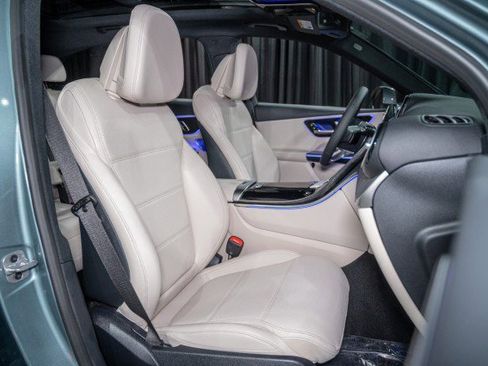 New 2026 Mercedes-Benz GLC 300 image 14