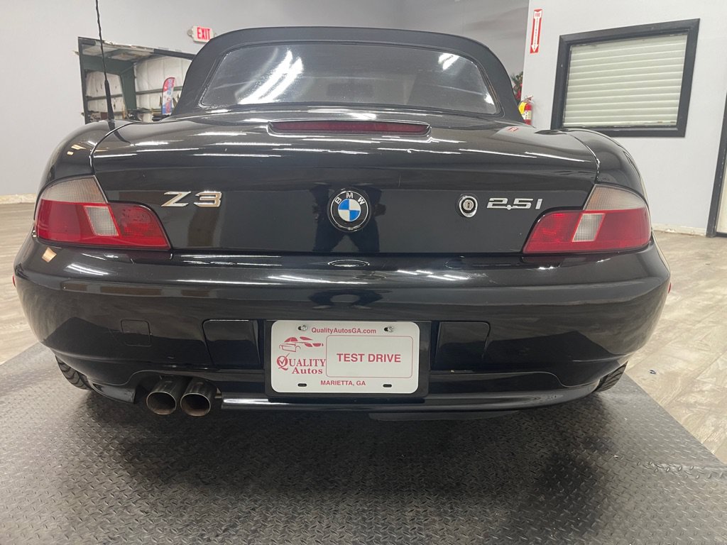 Used 2002 BMW Z3 2.5i RWD image 12