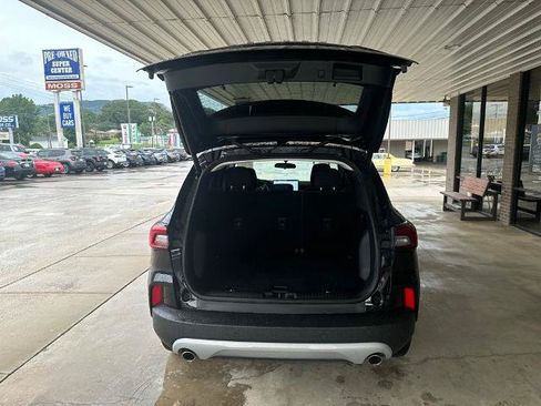 Certified 2023 Ford Escape Active w/ Tech Pack #1 FWD image 25
