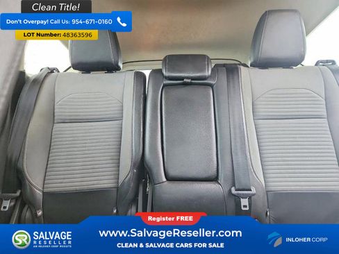 Used 2018 Ford Escape SE w/ SE Sport Appearance Package FWD image 13