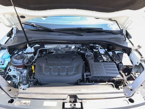 Used 2024 Volkswagen Tiguan SE R-Line AWD/4WD image 32