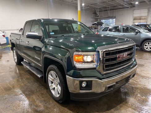 Used 2014 GMC Sierra 1500 SLT w/ Suspension Package, Off-Road image 3