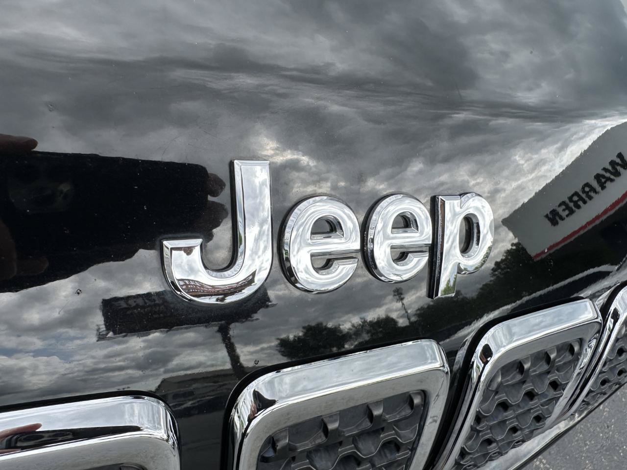 Used 2020 Jeep Cherokee Limited AWD/4WD image 22