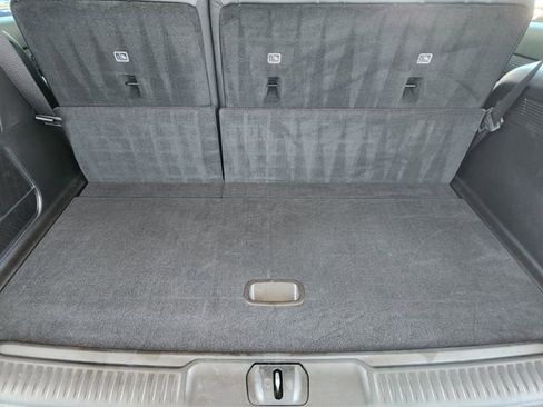 Certified 2022 Jeep Wagoneer Series III w/ Rear Seat Video Group 1 AWD/4WD image 34