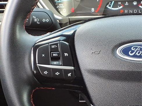 Used 2022 Ford Escape SEL w/ SEL Stealth AWD Package image 22
