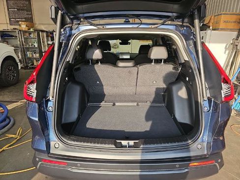 Used 2026 Honda CR-V EX-L image 12