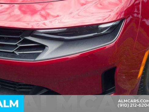 Used 2022 Chevrolet Camaro LT RWD image 12