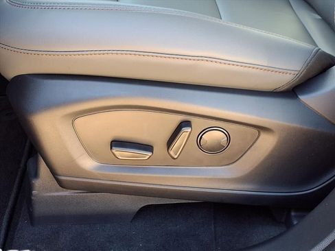 New 2026 Ford Explorer Active w/ Active Comfort Package image 22