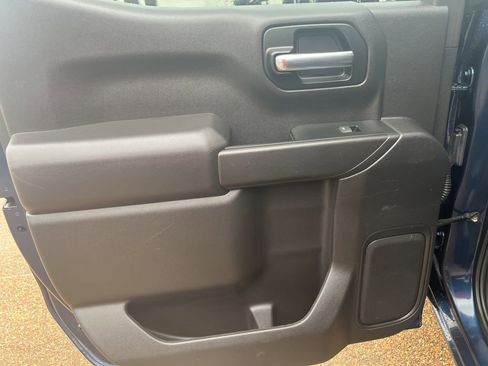 Used 2021 Chevrolet Silverado 1500 LT w/ All Star Edition Plus image 32