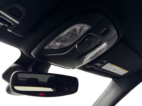 Used 2025 Jeep Compass Latitude w/ Altitude Special Edition image 70