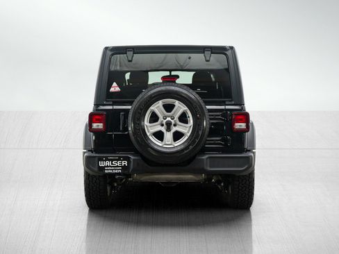 Used 2021 Jeep Wrangler Sport AWD/4WD image 4