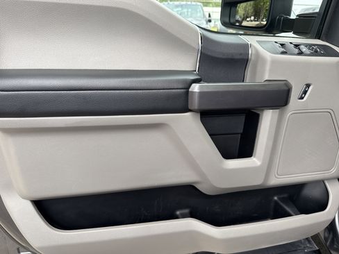 Used 2022 Ford F250 XLT AWD/4WD image 10