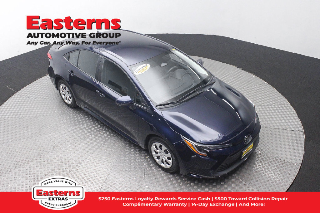 Used 2024 Toyota Corolla LE FWD image 4