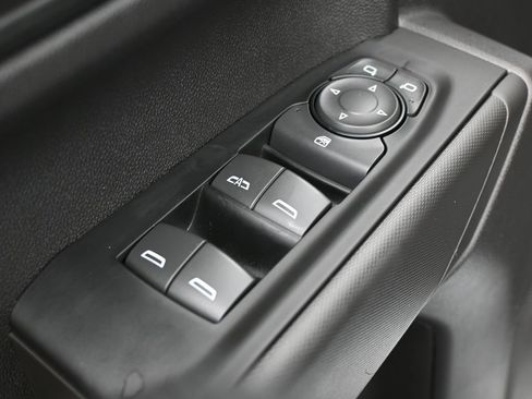 Used 2025 Chevrolet Silverado 1500 Custom RWD image 14