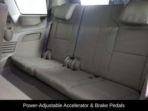 Used 2019 Chevrolet Tahoe Premier w/ RST 6.2L Performance Edition AWD/4WD image 17