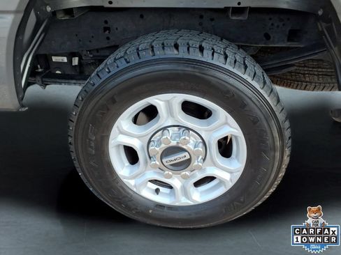 Used 2025 Ford F250 XLT AWD/4WD image 13