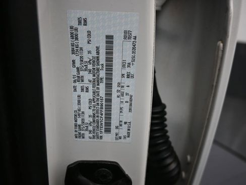 Used 2015 Ford F150 Platinum w/ Trailer Tow Package image 19