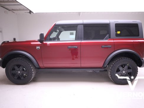 New 2025 Ford Bronco Big Bend w/ Black Diamond Package image 2