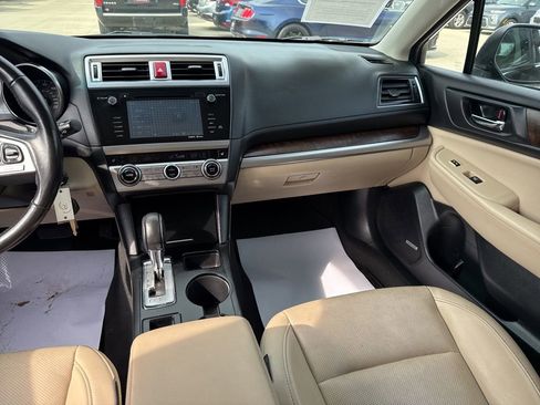 Used 2016 Subaru Outback 2.5i Limited w/ Popular Package #4 image 11