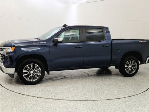 Used 2022 Chevrolet Silverado 1500 LT image 4