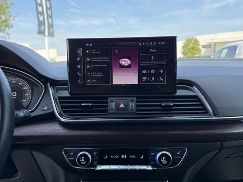 Used 2025 Audi Q5 2.0T Premium Plus AWD/4WD image 29