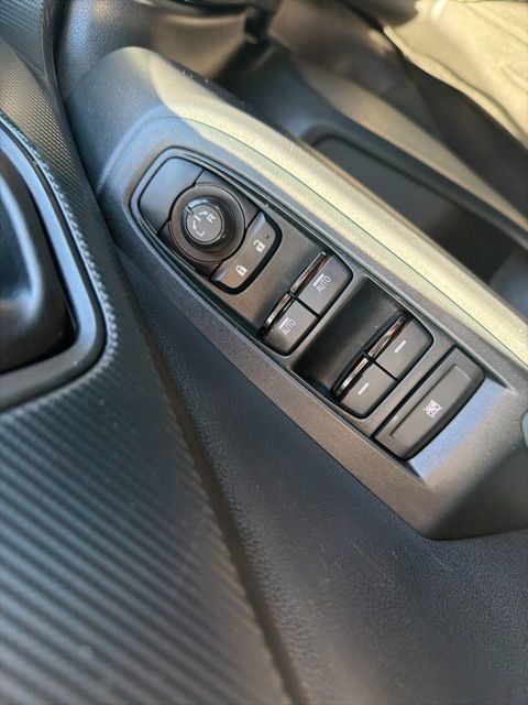Used 2024 Subaru Crosstrek 2.0i AWD/4WD image 15