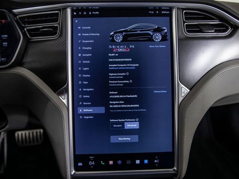 Used 2016 Tesla Model S P90D image 32